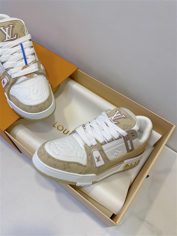 20251128154046884 390